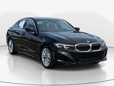 Used 2025 BMW 330i Sedan RWD image 3