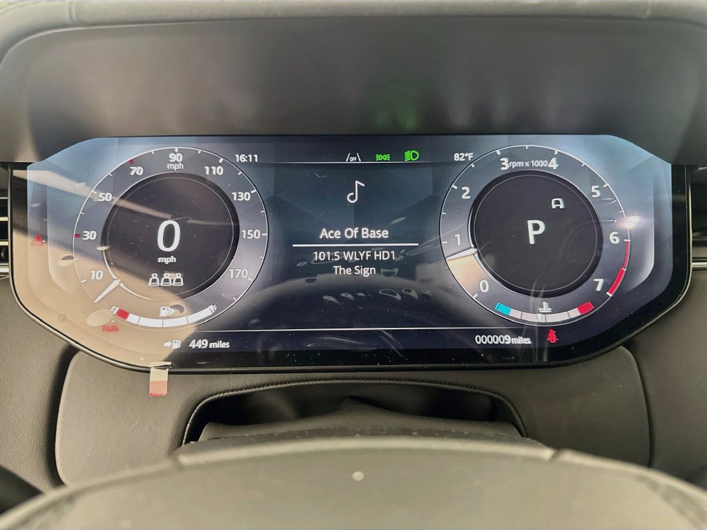 New 2026 Land Rover Range Rover SE AWD/4WD image 12