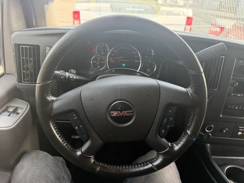 Used 2021 GMC Savana 2500 w/ Driver Convenience Package RWD image 12