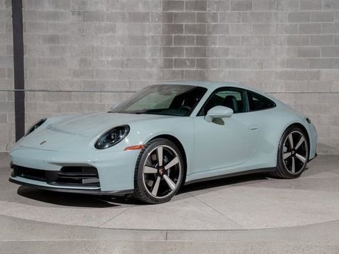 Used 2026 Porsche 911 Carrera RWD image 7