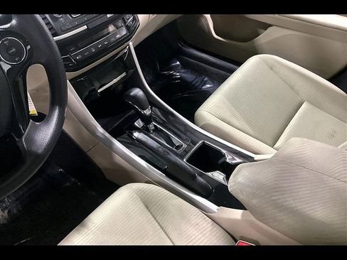 Used 2016 Honda Accord LX image 16