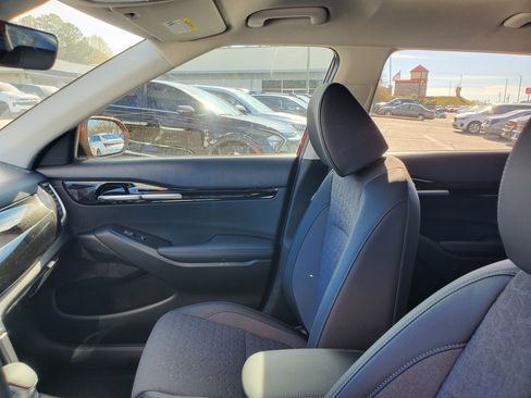 New 2026 Kia Seltos S image 17