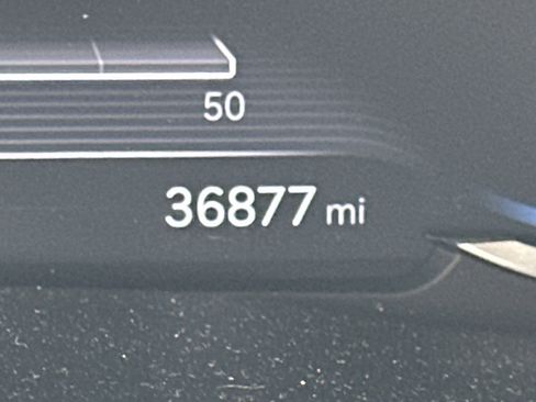 Used 2025 Genesis GV70 2.5T image 27