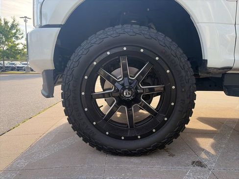Used 2020 Ford F250 Lariat w/ Lariat Ultimate Package AWD/4WD image 30