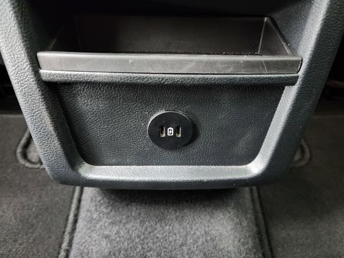 Used 2024 Ford Edge SEL image 35