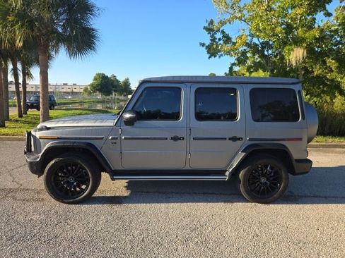 Used 2022 Mercedes-Benz G 550 image 2