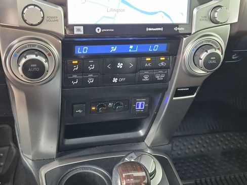 Used 2023 Toyota 4Runner Limited AWD/4WD image 27