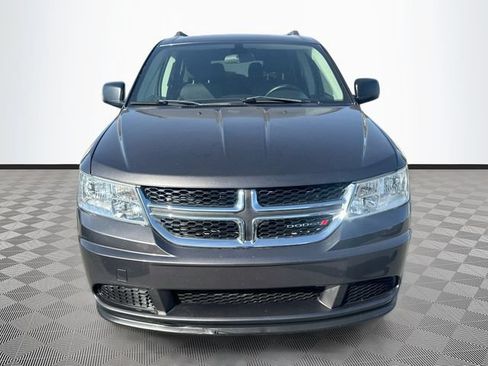 Used 2018 Dodge Journey SE FWD image 2