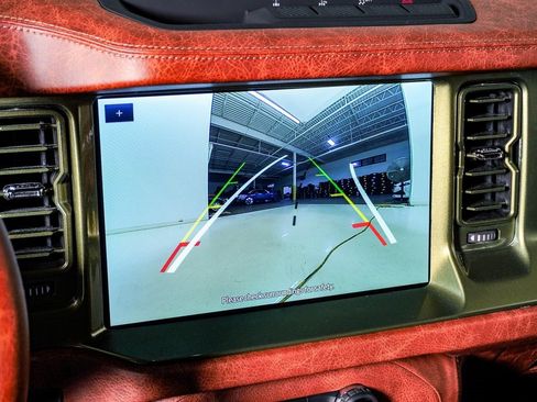 Used 2024 Ford Bronco Black Diamond image 31