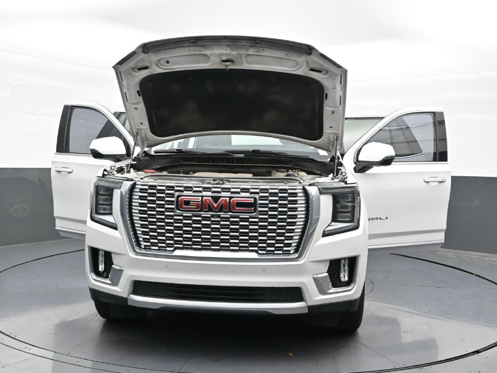 Used 2021 GMC Yukon Denali w/ Advanced Technology Package AWD/4WD image 36