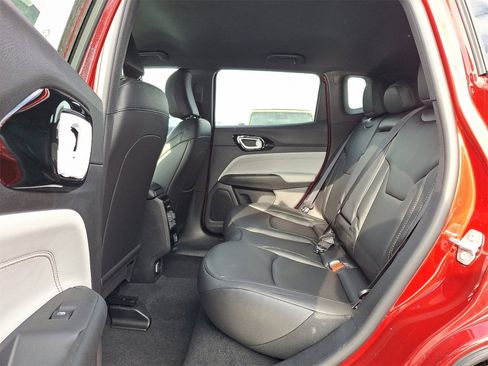 New 2026 Jeep Compass Limited image 5