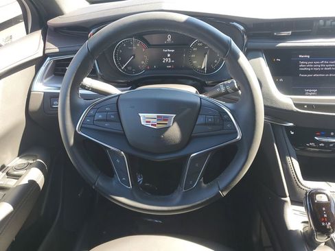 Used 2023 Cadillac XT5 Luxury image 16