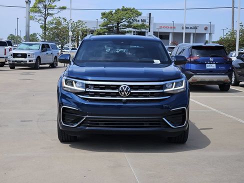 Used 2023 Volkswagen Atlas Cross Sport SEL Premium R-Line AWD/4WD image 2