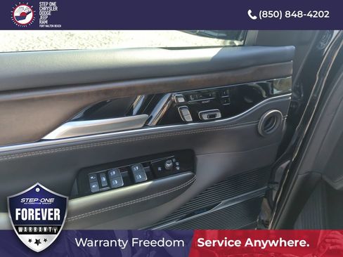 Used 2024 Jeep Grand Wagoneer L 4WD image 18