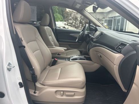 Used 2023 Honda Ridgeline RTL-E image 40