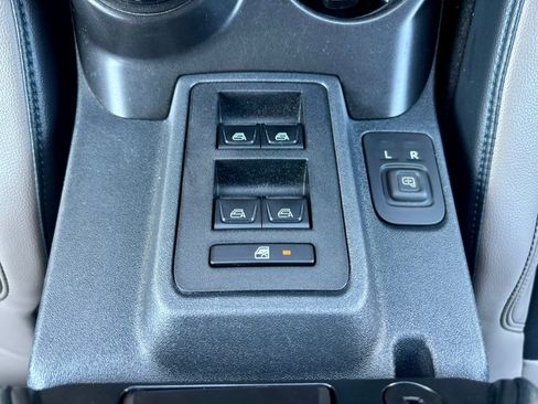 Used 2021 Ford Bronco Wildtrak AWD/4WD image 25