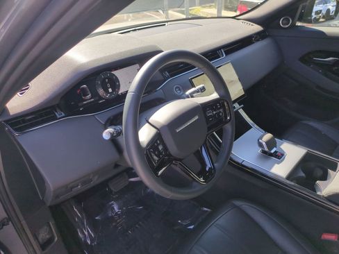 Used 2024 Land Rover Range Rover Evoque S image 16