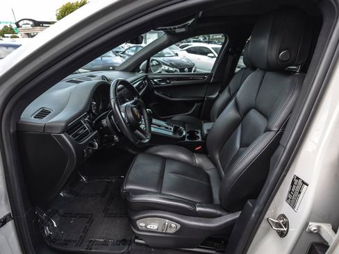 Used 2022 Porsche Macan S AWD/4WD image 15
