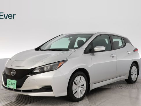 Used 2025 Nissan Leaf S FWD image 2