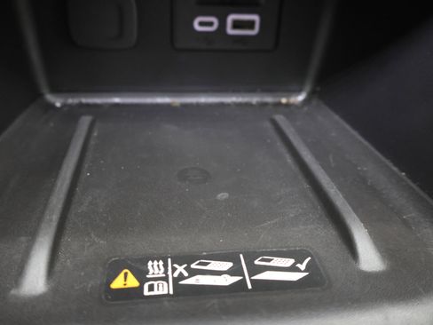 Used 2020 GMC Acadia Denali w/ Trailering Package image 58