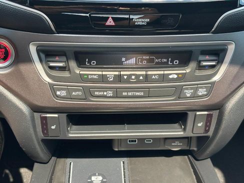 Used 2025 Honda Passport EX-L image 20