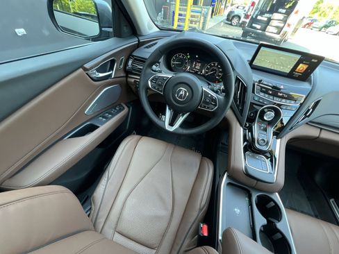 Certified 2025 Acura RDX SH-AWD w/ Advance Package image 4