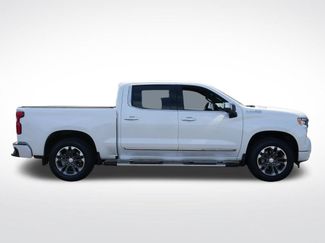 Used 2024 Chevrolet Silverado 1500 High Country w/ Technology Package AWD/4WD video 2