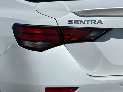 Used 2024 Nissan Sentra SR FWD image 24