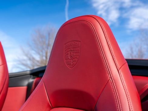 Certified 2022 Porsche 911 Carrera S image 32