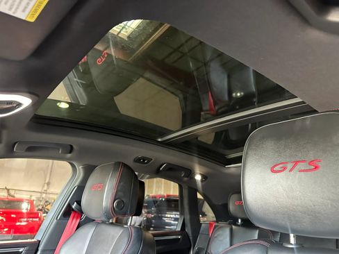 Used 2017 Porsche Macan GTS AWD/4WD image 9