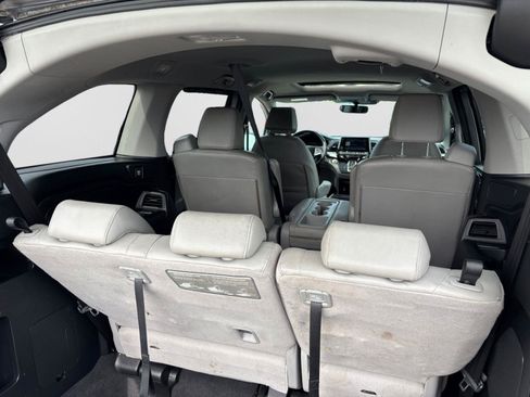 Used 2018 Honda Odyssey EX-L image 47
