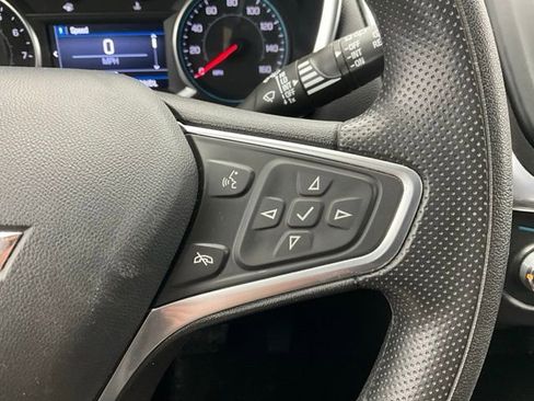 Used 2022 Chevrolet Equinox LT image 18