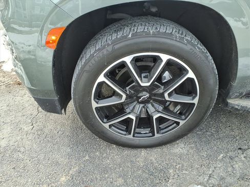 Certified 2023 Chevrolet Tahoe RST w/ Sport Performance Package image 9