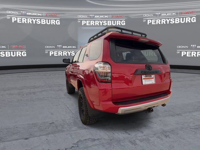 Used 2022 Toyota 4Runner TRD Off-Road Premium AWD/4WD image 6