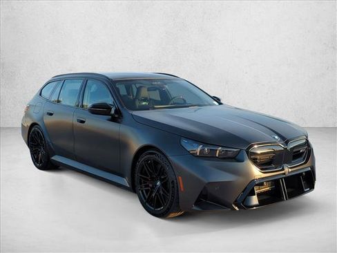 New 2026 BMW M5 Touring AWD/4WD image 2