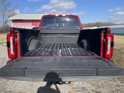 Used 2025 Ford F350 Lariat w/ Lariat Ultimate Package image 34