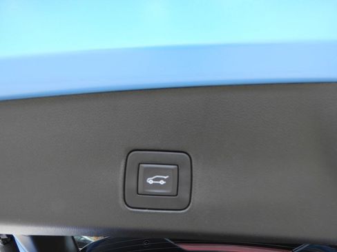 Used 2024 Chevrolet TrailBlazer RS w/ Convenience Package AWD/4WD image 30