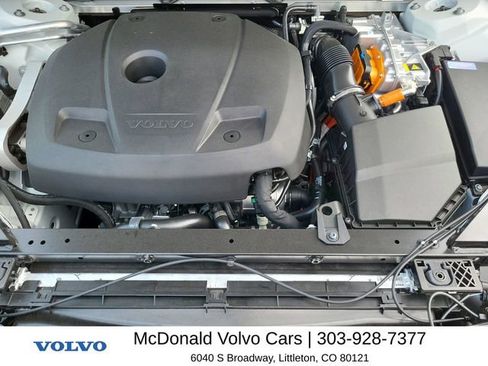 Used 2026 Volvo XC60 T8 Plus w/ Climate Package image 21