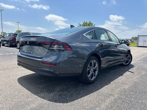 Used 2023 Honda Accord EX image 9