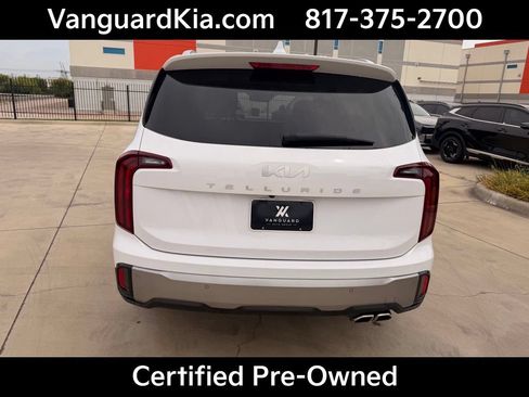 Used 2024 Kia Telluride S w/ S Sunroof Package FWD image 3