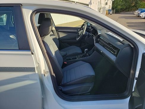 New 2026 Volkswagen Jetta SE image 42