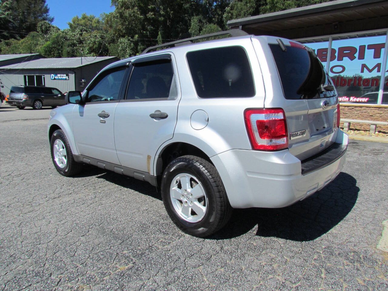 Used 2010 Ford Escape XLT FWD image 3