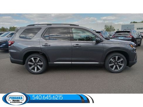 New 2025 Honda Pilot Touring image 14