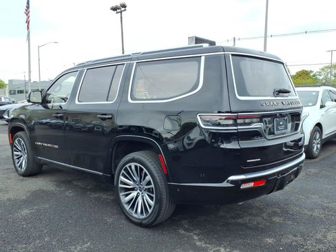 Used 2022 Jeep Grand Wagoneer Series III w/ Flexible Seating Group AWD/4WD image 7