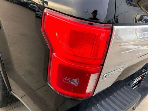 Used 2018 Ford F150 Limited w/ Trailer Tow Package RWD image 28