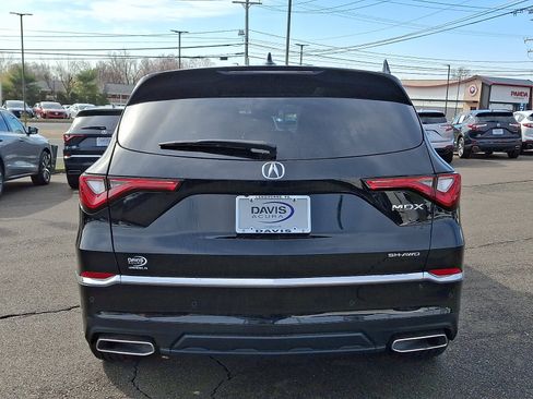 Certified 2023 Acura MDX w/ Technology Package image 5