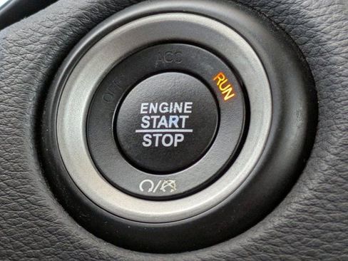 Used 2020 Dodge Durango SXT w/ 3rd Row Seating Group image 27