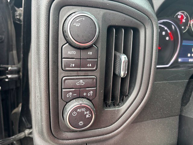 Used 2021 Chevrolet Silverado 1500 Custom Trail Boss w/ Midnight Edition AWD/4WD image 20
