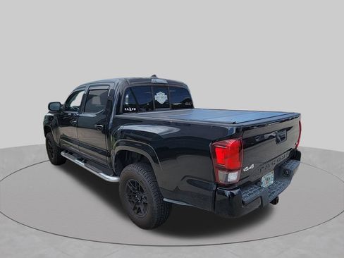 Used 2019 Toyota Tacoma SR w/ Four Season Floor Mat Package AWD/4WD image 7