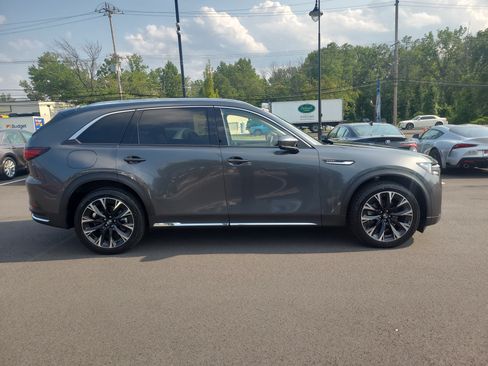 Used 2024 MAZDA CX-90 Plug-In Hybrid w/ Premium Pkg AWD/4WD image 4